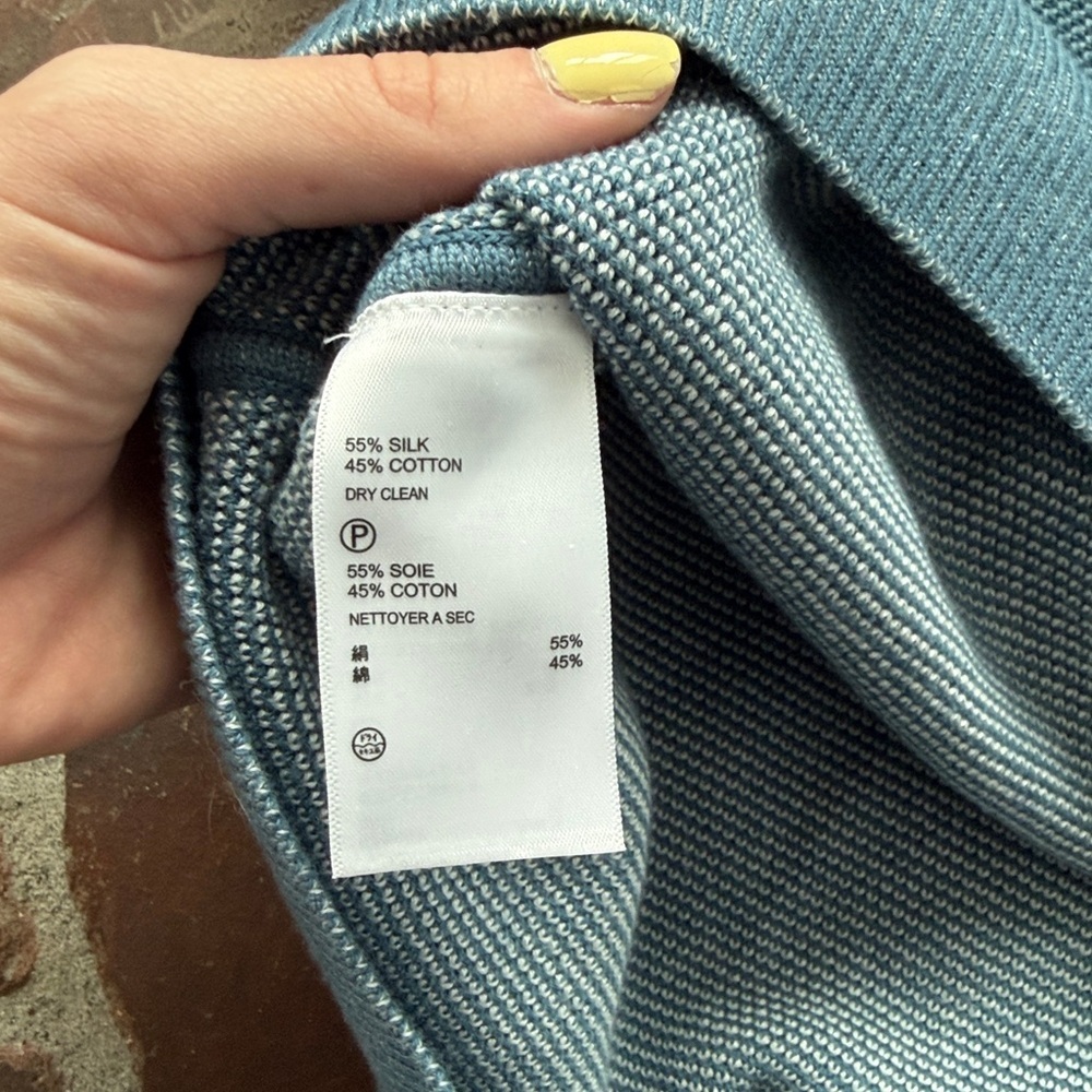 Tommy Bahama Men’s Silk Cotton V-Neck Top - Picture 4 of 7